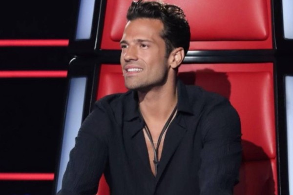 The Voice: Μπήκε η πρώην του Κωνσταντίνου Αργυρού και δεν την πήρε κανείς χαμπάρι