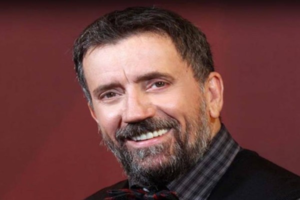 Ανακοίνωσε την επιστροφή ο Σπύρος Παπαδόπουλος - Μαζί με διάσημη ηθοποιό (ΦΩΤΟ)