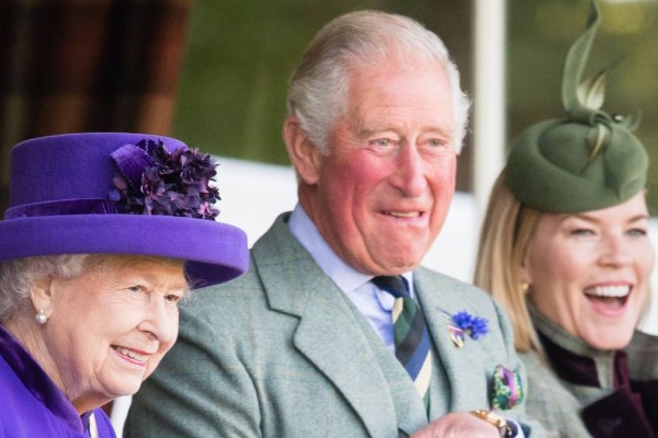 Αναβρασμός στο Buckingham: Αναλαμβάνει ο Κάρολος στη θέση της Βασίλισσας Ελισάβετ;