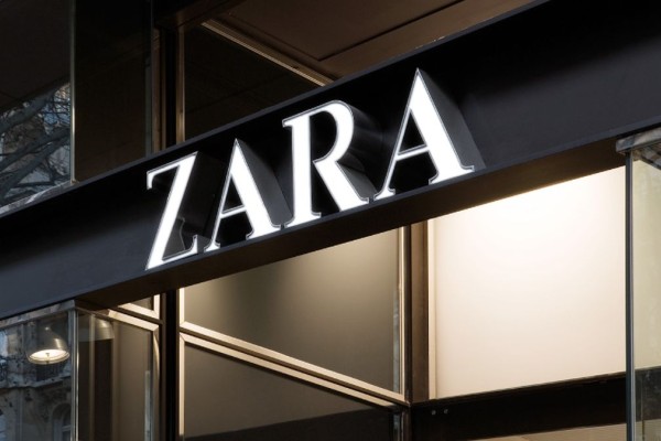 Το all time classic φούτερ από τα ZARA με 9,99 ευρώ