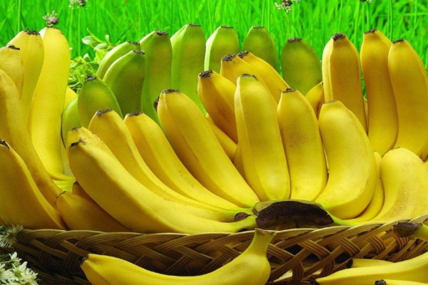 Μεγάλη προσοχή: Ποιοι δεν πρέπει να καταναλώνουν μπανάνες!