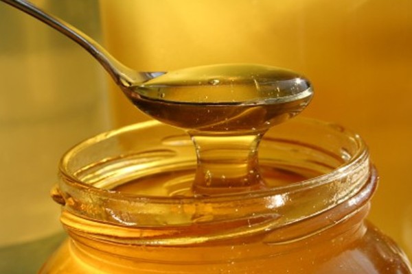 Χρήσιμο: Αναγνωρίστε το νοθευμένο μέλι με αυτά τα απλά τρικ