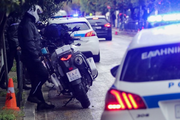 Θεσσαλονίκη - Πλατεία Αριστοτέλους: Αιματηρή συμπλοκή ανηλίκων με έναν τραυματία