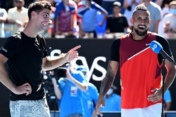 Δεν υπάρχει μόνο ο Τσιτσιπάς: Στον τελικό του «διπλού» στο Australian Open Κύργιος-Κοκκινάκης (video)