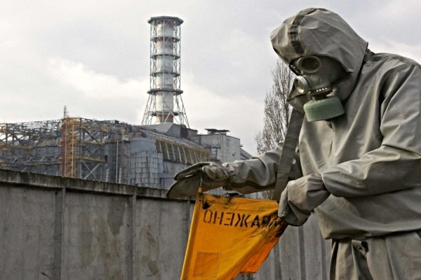 Πόλεμος στην Ουκρανία: Καταγγελίες για διαρροή ραδιενέργειας στο Τσέρνομπιλ