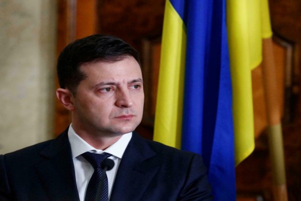 Ραγδαίες εξελίξεις: Ο Ζελένσκι υπέγραψε την αίτηση για ένταξη της Ουκρανίας στην Ευρωπαϊκή Ένωση (photo)