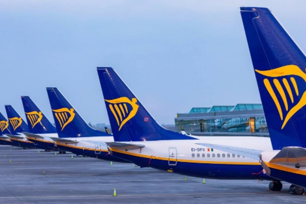 Τρομερή προσφορά από Ryanair: 15% έκπτωση τον Μάρτιο σε όλες τις πτήσεις εξωτερικού