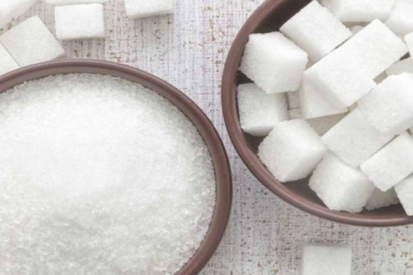 Μεγάλη προσοχή: Αυτό συμβαίνει στον οργανισμό σας αν τρώτε καθημερινά ζάχαρη