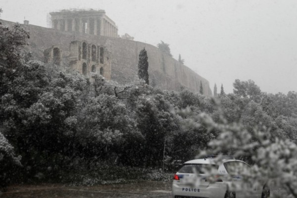 Καιρός: Πού θα χιονίσει στην Αττική – Τι δείχνουν τα στοιχεία για το κέντρο της Αθήνας