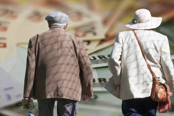 Σοκ για χιλιάδες συνταξιούχους: Σοβαρές καταγγελίες για τις συντάξεις χηρείας - Λάθη με αποκλίσεις έως 30%!