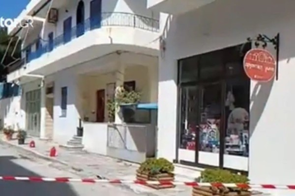 Άγρια δολοφονία στην Τήνο: Η κραυγή της μάνας του 52χρονου - «Το παιδί μου ποιος θα το φέρει πίσω» (Video)