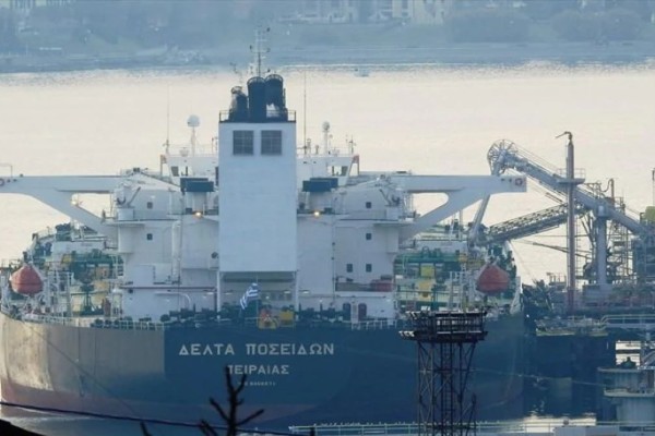 Οργισμένο διάβημα Αθήνας στην Τεχεράνη: «Βίαιη κατάληψη δύο ελληνικών πλοίων στον Περσικό» - 9 Έλληνες σε αιχμαλωσία (video)