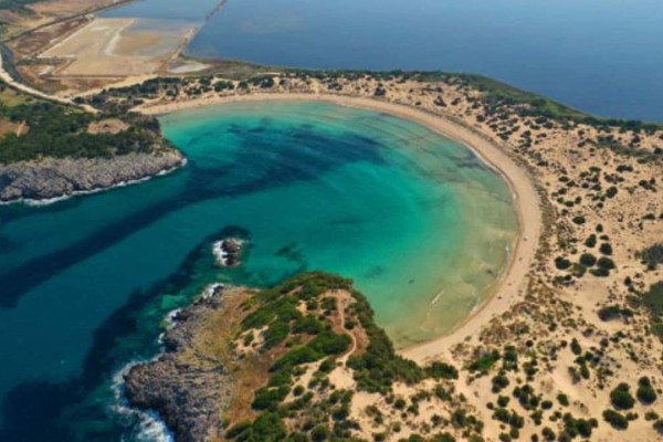 Η διάσημη παραλία της Μεσσηνίας που είναι ανάμεσα στις ομορφότερες παραλίες της Μεσογείου!