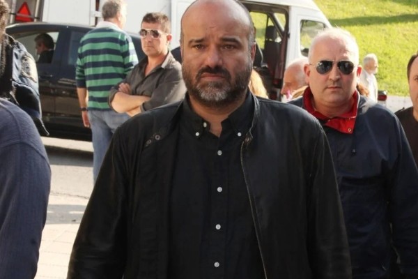 Πανικός στον «Σασμό»: Παραιτείται ο σκηνοθέτης Κώστας Κωστόπουλος μετά την καταγγελία για βιασμό