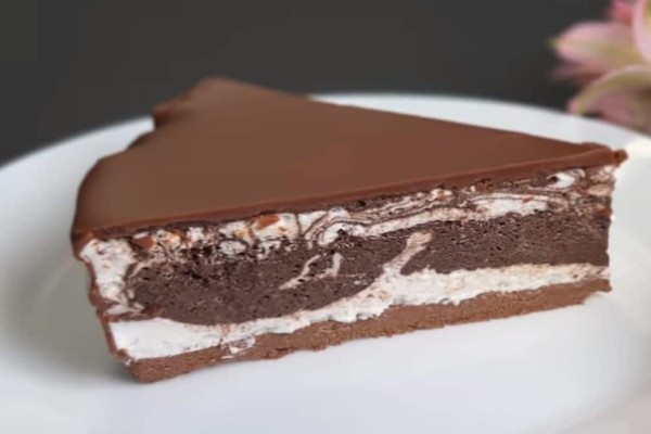 Σοκολατο - κόλαση: Γλυκό ψυγείου με τυρί κρέμα, σοκολάτα και γκοφρέτες έτοιμο σε 5'