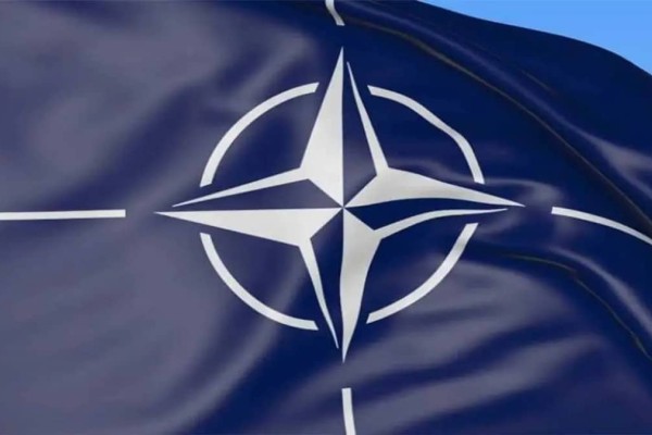 Επίσημο αίτημα προσχώρησης στο ΝΑΤΟ αναμένεται να καταθέσουν αύριο η Φινλανδία και η Σουηδία, ενώ η Τουρκία συνεχίζει να απειλεί με βέτο