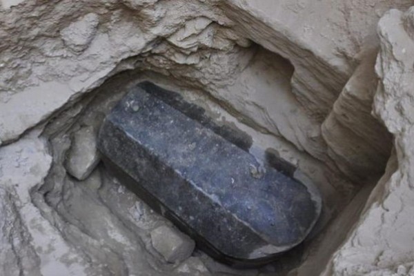 «Εκεί βρίσκεται και δεν χωράει αμφιβολία»: Οι 3 αποδείξεις που λύνουν το μυστήριο για τον τόπο ταφής του Μεγάλου Αλεξάνδρου