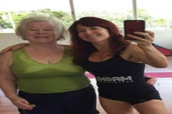Αυτή η 74χρονη γιαγιά ξεκίνησε να πηγαίνει γυμναστήριο με την κόρη της - Αυτό που έγινε λίγους μήνες μετά δεν το περίμενε κανείς