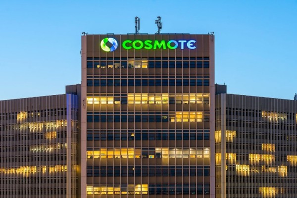 Έκτακτη προσφορά-ανάσα από την Cosmote: Τελείως δωρεάν μόνο για λίγες μέρες!