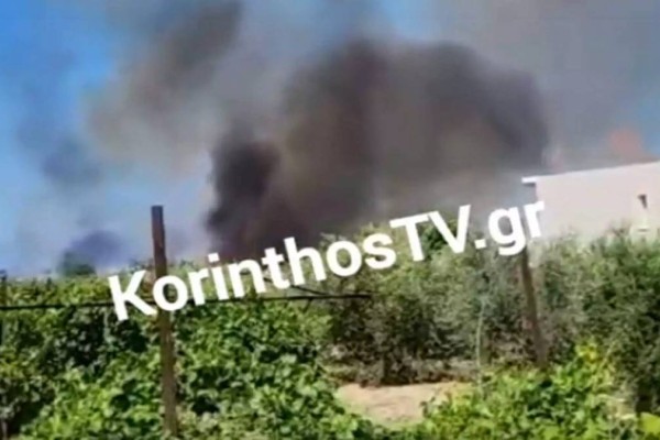 Κορινθία: Φωτιά στο Ζευγολατιό κοντά σε σπίτια