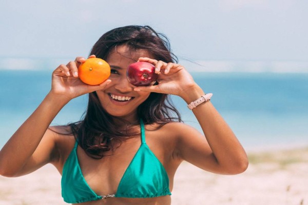 7 υγιεινά σνακ που θα απολαύσετε με την οικογένειά σας στην παραλία