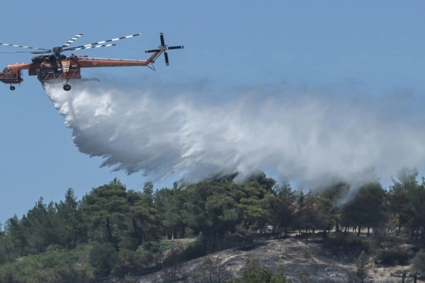 Φωτιά στο Πόρτο Γερμενό: Κάηκε ένα σπίτι - Μαρτυρία για μηχανάκι που έφευγε βιαστικά