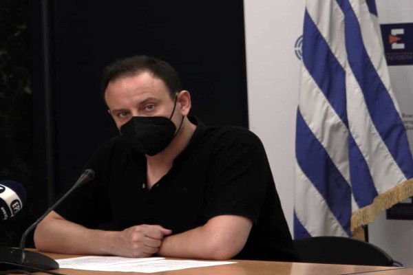 «Κουνά το δάχτυλο» ο Μαγιορκίνης για την αντιμετώπιση του κορωνοϊού: «Οι ανοικτοί χώροι διασκέδασης φταίνε για την αύξηση των κρουσμάτων» (video)