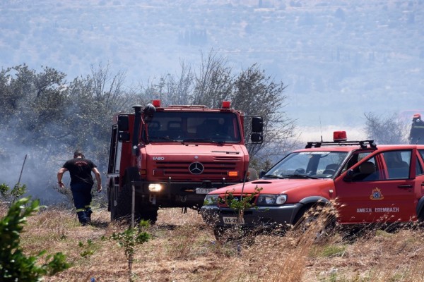 Δραματική η κατάσταση με την πύρινη λαίλαπα στο Πόρτο Γερμενό: Ήχησε το «112» - «Εκκενώστε τώρα τον Μύτικα»