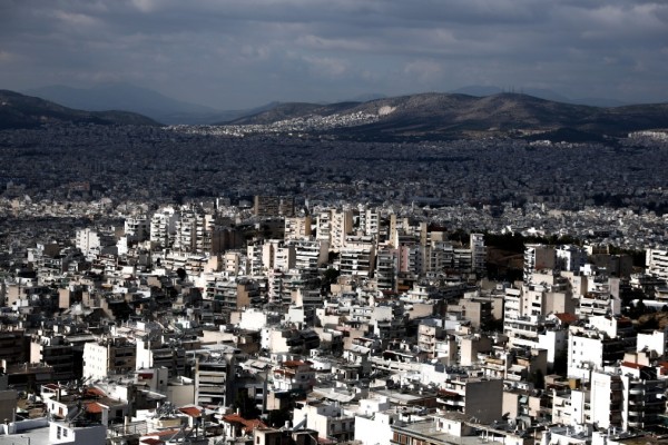 Σε αδιέξοδο οι φοιτητές: «Φωτιά» τα ενοίκια και έλλειψη σπιτιών για τις σπουδές τους!