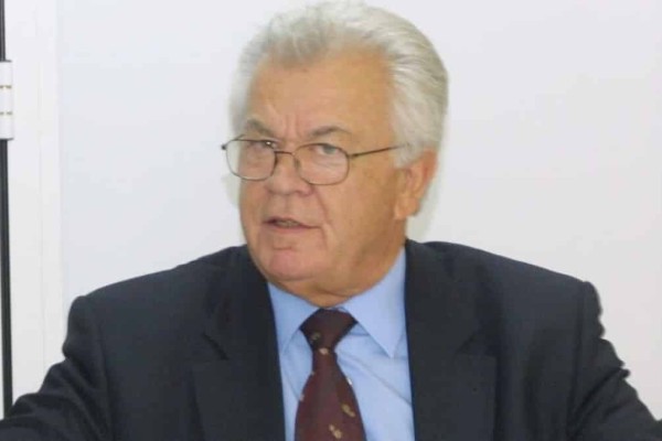 Πέθανε ο πρώην υπουργός του ΠΑΣΟΚ, Θανάσης Δημητρακόπουλος