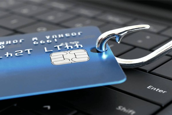 Λάρισα: Απάτη «μαμούθ» με λεία 194.000 ευρώ μέσω phishing