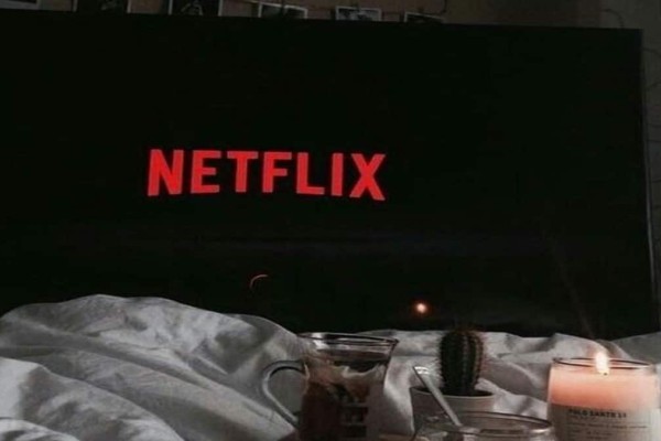 Netflix: Οι ταινίες και οι σειρές που βλέπουν όλοι αυτή τη στιγμή