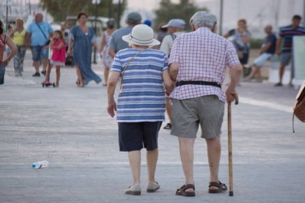 Ποιοι θα πάρουν σύνταξη με λιγότερα χρέη (video)