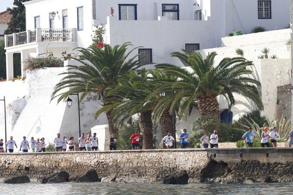 Spetses Mini Marathon 2022: Έρχεται το τριήμερο 7-8-9 Οκτωβρίου!