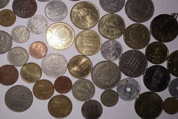 Πολλοί πιάστηκαν κορόιδα: Απάτη ολκής με νομίσματα Δραχμών που πωλούνται 5.000€