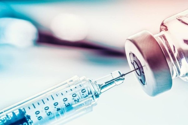 Εμβόλιο γρίπης: Ποιοι και πότε πρέπει να εμβολιαστούν πρώτοι - Οι 10 ομάδες αυξημένου κινδύνου