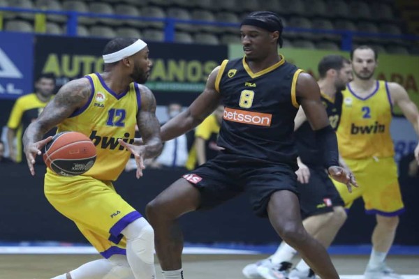 Basket League / Περιστέρι - ΑΕΚ (80-84): Απέδρασε η Ένωση με ανατροπή στην ανατροπή και 5 διψήφιους