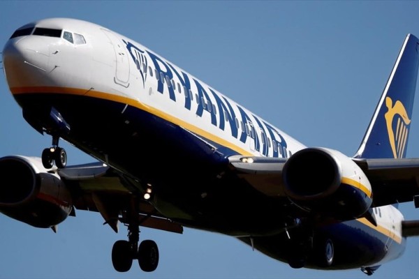 Ήρθε να μας φτιάξει τα Χριστούγεννα η Ryanair - Σούπερ προσφορά με πτήσεις από €24,99!