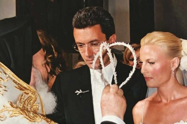 Ελάχιστοι το γνωρίζουν: Ο πασίγνωστος Έλληνας επιχειρηματίας που έχει παντρέψει τον Νίκο Χατζηνικολάου και την Κρίστη Τσολακάκη