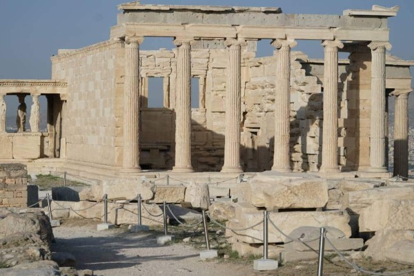 Η Ακρόπολη γίνεται προσβάσιμη σε άτομα με προβλήματα όρασης