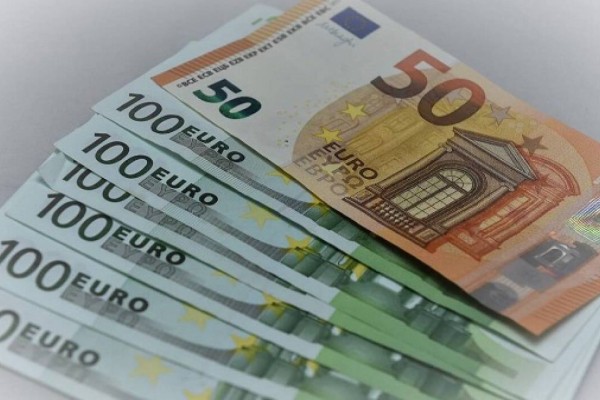 «Κλείδωσε» έκτακτο επίδομα 250 ευρώ - Πότε έρχεται στα ΑΤΜ