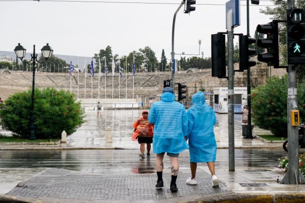 Κακοκαιρία «EVA»: Συναγερμός στην Αττική - Αναμένεται μήνυμα του 112