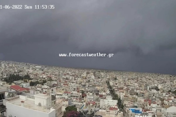Κακοκαιρία EVA: Το shelf cloud πάνω από την Αθήνα! Που έχουμε διακοπή κυκλοφορίας - Νέο έκτακτο δελτίο επικίνδυνων καιρικών φαινομένων (photo-video)
