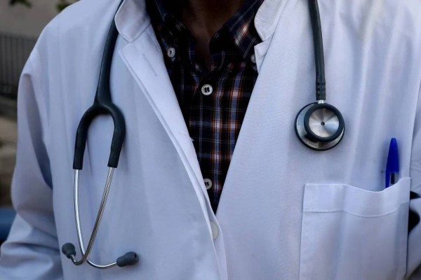 Προσωπικός γιατρός με συνεχιζόμενα «αγκάθια»: Έρχονται νέες αλλαγές λόγω έλλειψης ειδικών γιατρών - Στροφή 180 μοιρών Πλεύρη