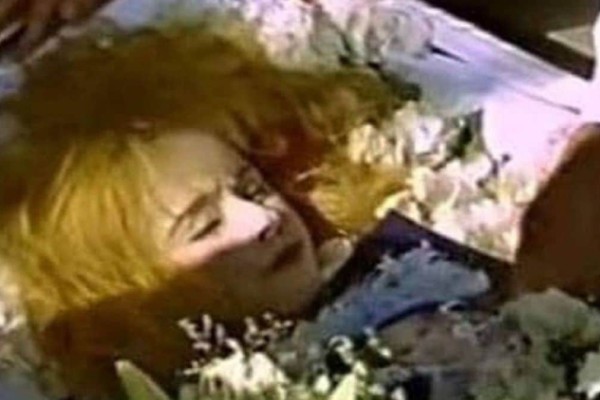 «Πέθανε πολύ...»: Ανατριχιαστικό για την Αλίκη Βουγιουκλάκη!
