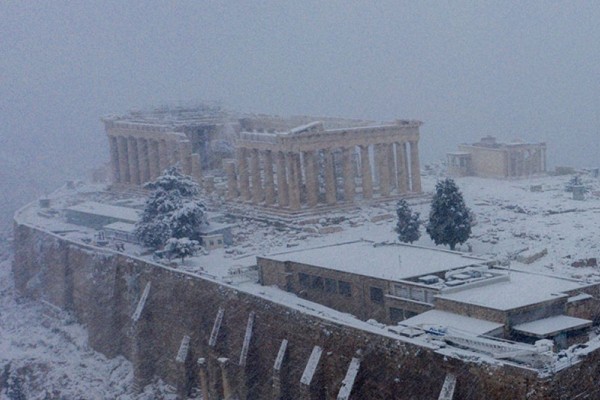 Βόμβα από το Μερομήνια: Ο χειμώνας άργησε αλλά τα χιόνια θα μείνουν μέχρι το... Πάσχα! Στα λευκά η Αθήνα - Αναλυτικά ημερομηνίες