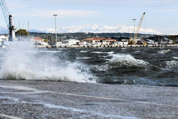 «Σίφουνας» τα Μερομήνια για Φεβρουάριο-Απρίλιο: «Βαρυχειμωνιά με θυελλώδεις βοριάδες και...»