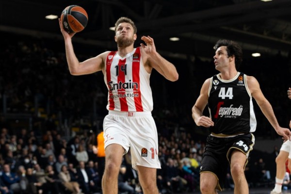 Euroleague: Ματς-θρίλερ για τον Ολυμπιακό - Νίκησε 85-83 τη Βίρτους Μπολόνια