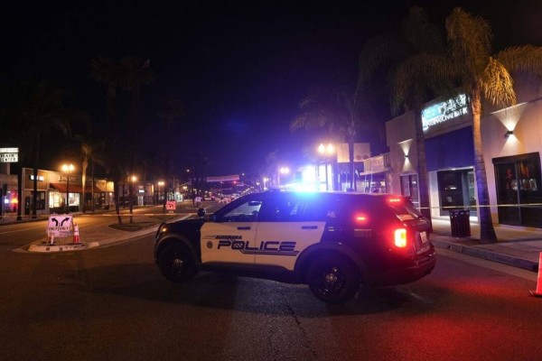 Πυροβολισμοί στο Λος Άντζελες: Δέκα νεκρούς ανακοίνωσε η Αστυνομία - Ασύλληπτος παραμένει ο δράστης (Video)