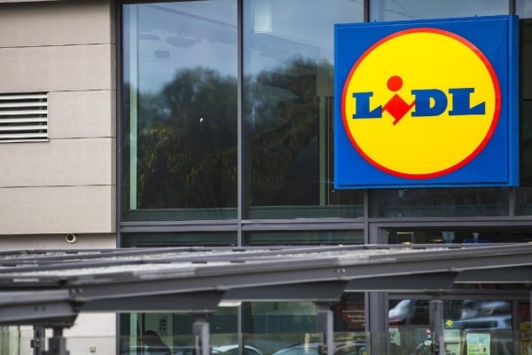 «Τούμπα» όλα στα Lidl - Έκτακτες αλλαγές στα ράφια των σούπερ μάρκετ